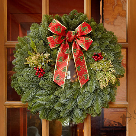 Evergreen wreath top